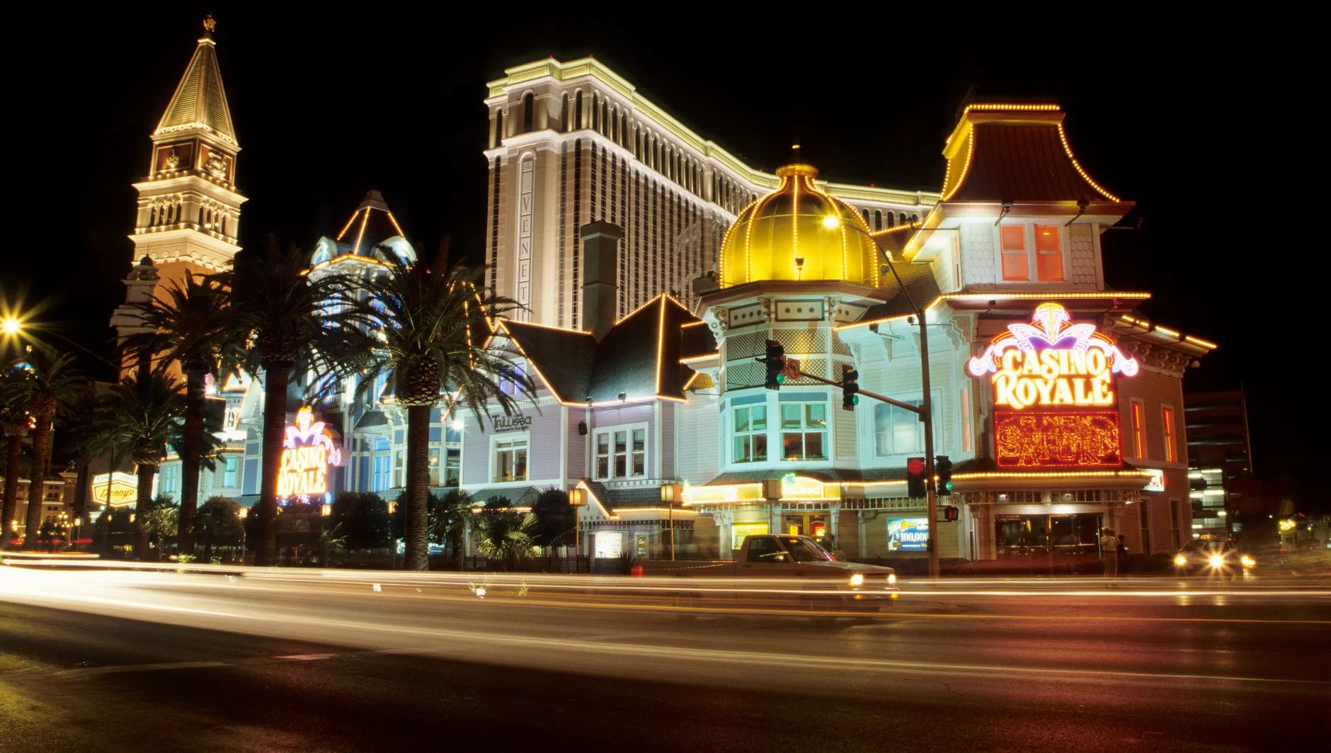 Online Casinos vs Land-Based Casinos in India